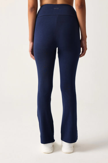 #color_true-navy