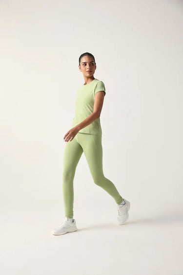 #color_kiwi-green