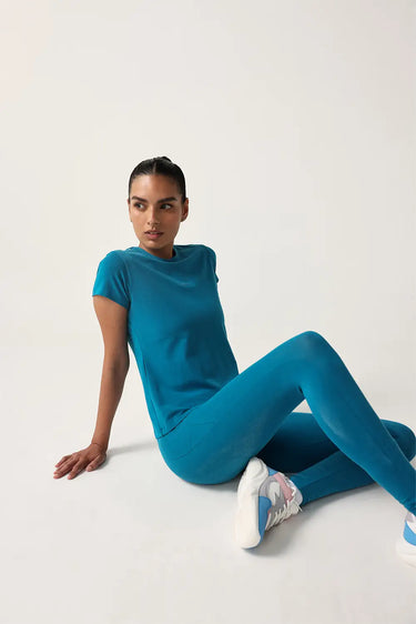 #color_crystal-teal