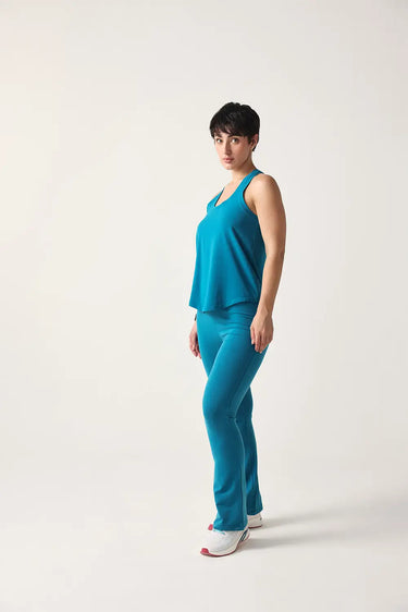 #color_crystal-teal