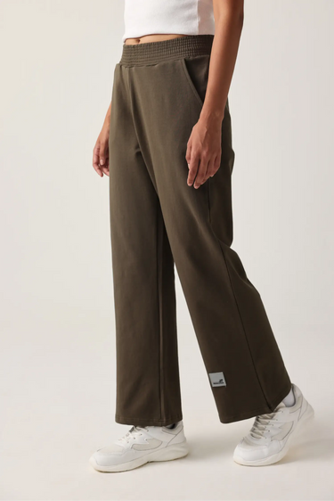 #color_tarmac-brown