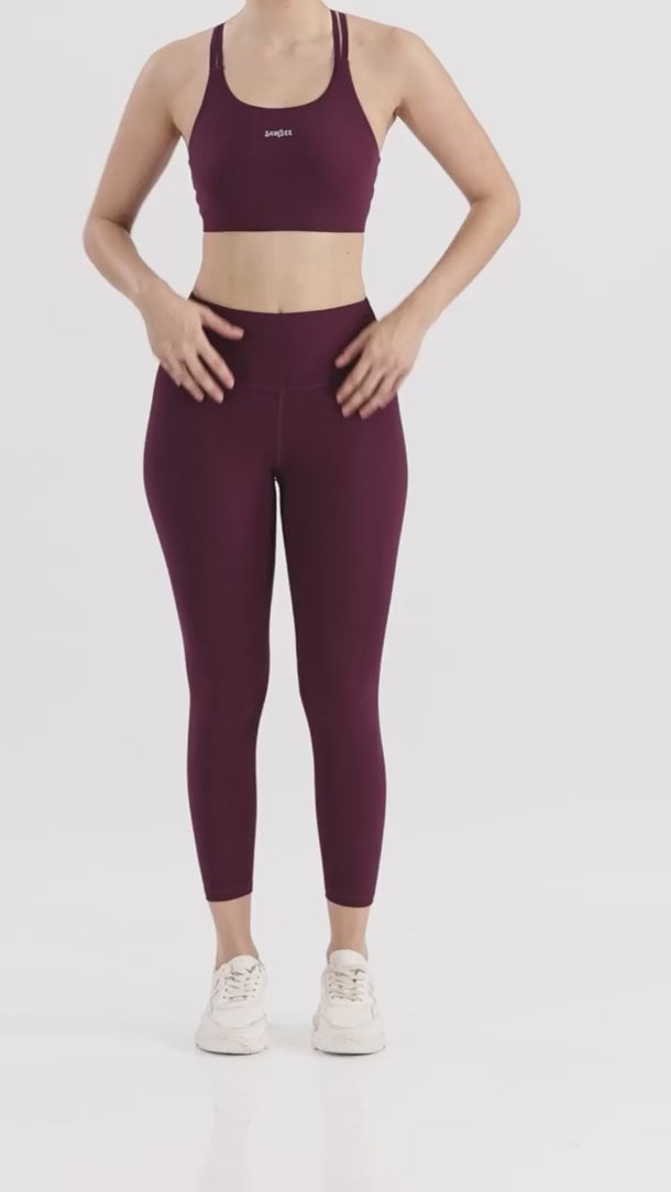#color_plum